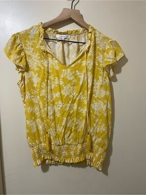 Rose & Olive Yellow Floral V-Neck Tie Blouse